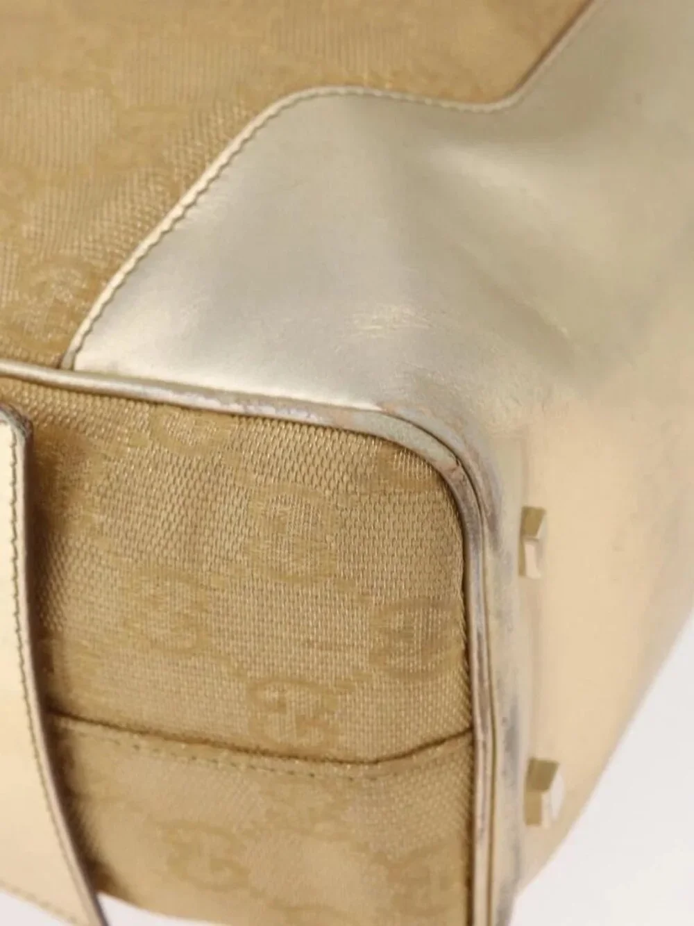 GUCCI GG Canvas Hand Bag Gold 002 1115 Auth